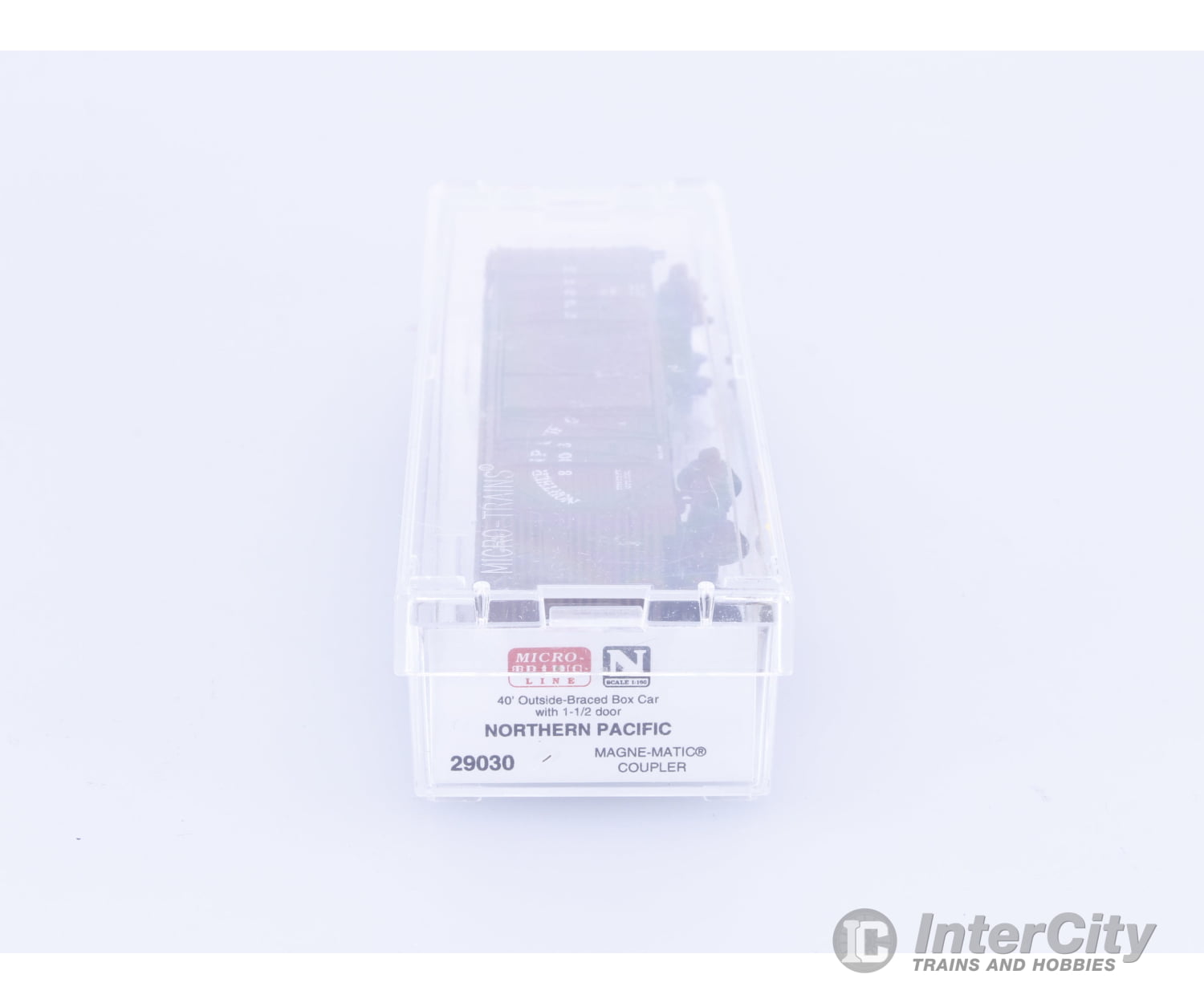 Micro Trains 29030 N 40’ Wood Sheathed Outside Braced Boxcar Northern Pacific (NP) 8008 Freight Cars