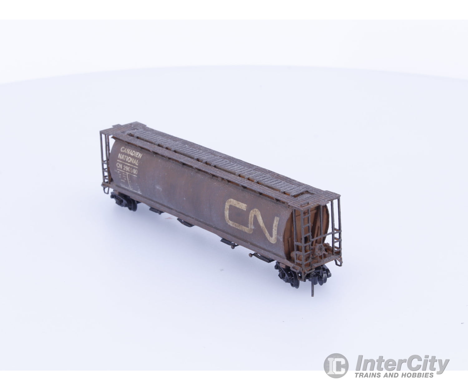 Micro Trains 290380 N 4 Bay Cylindrical Hopper Canadian National (CN) 290380 Freight Cars