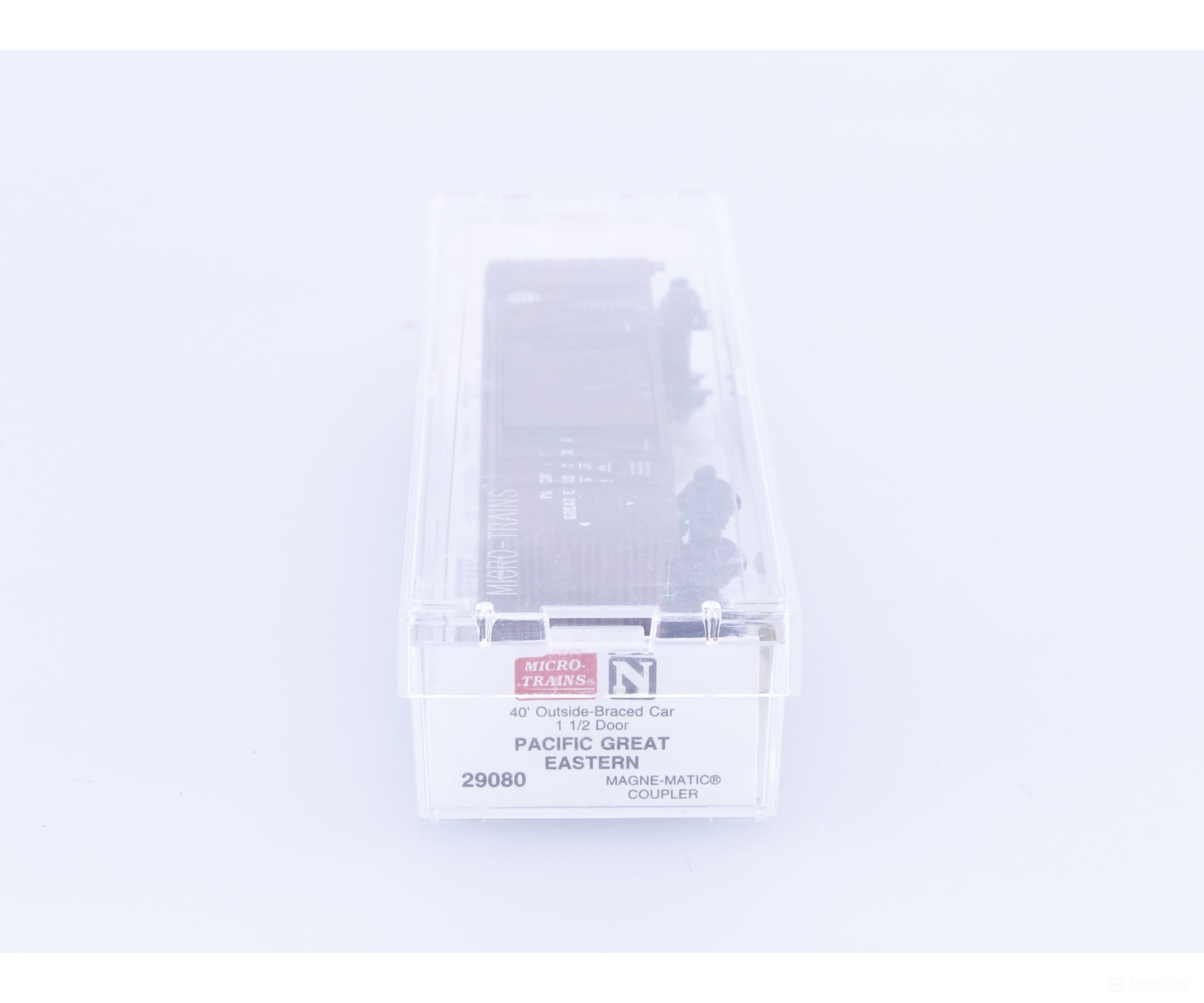 Micro Trains 29080 N 40’ Wood Sheathed Outside Braced Boxcar Pacific Great Eastern (PGE) 4101 Freight Cars