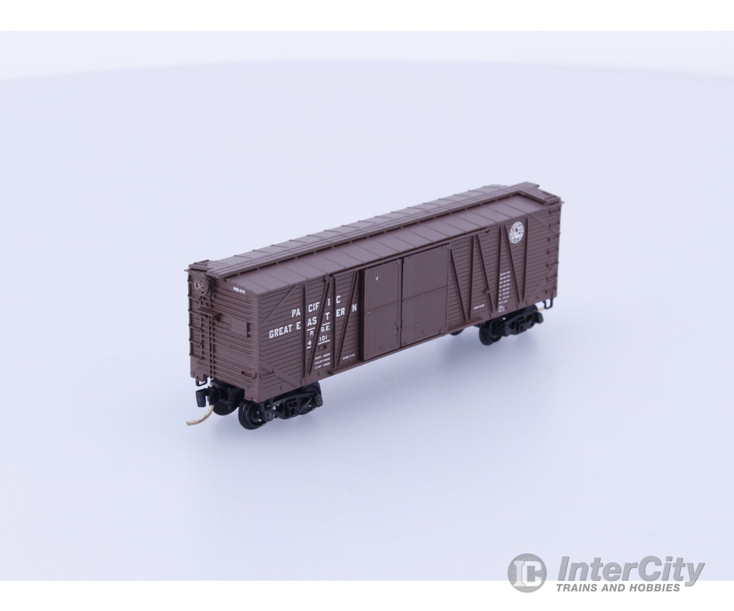 Micro Trains 29080 N Boxcar 40’ Wood Sheathed Outside Braced Pacific Great Eastern (PGE) 4101 Freight Cars