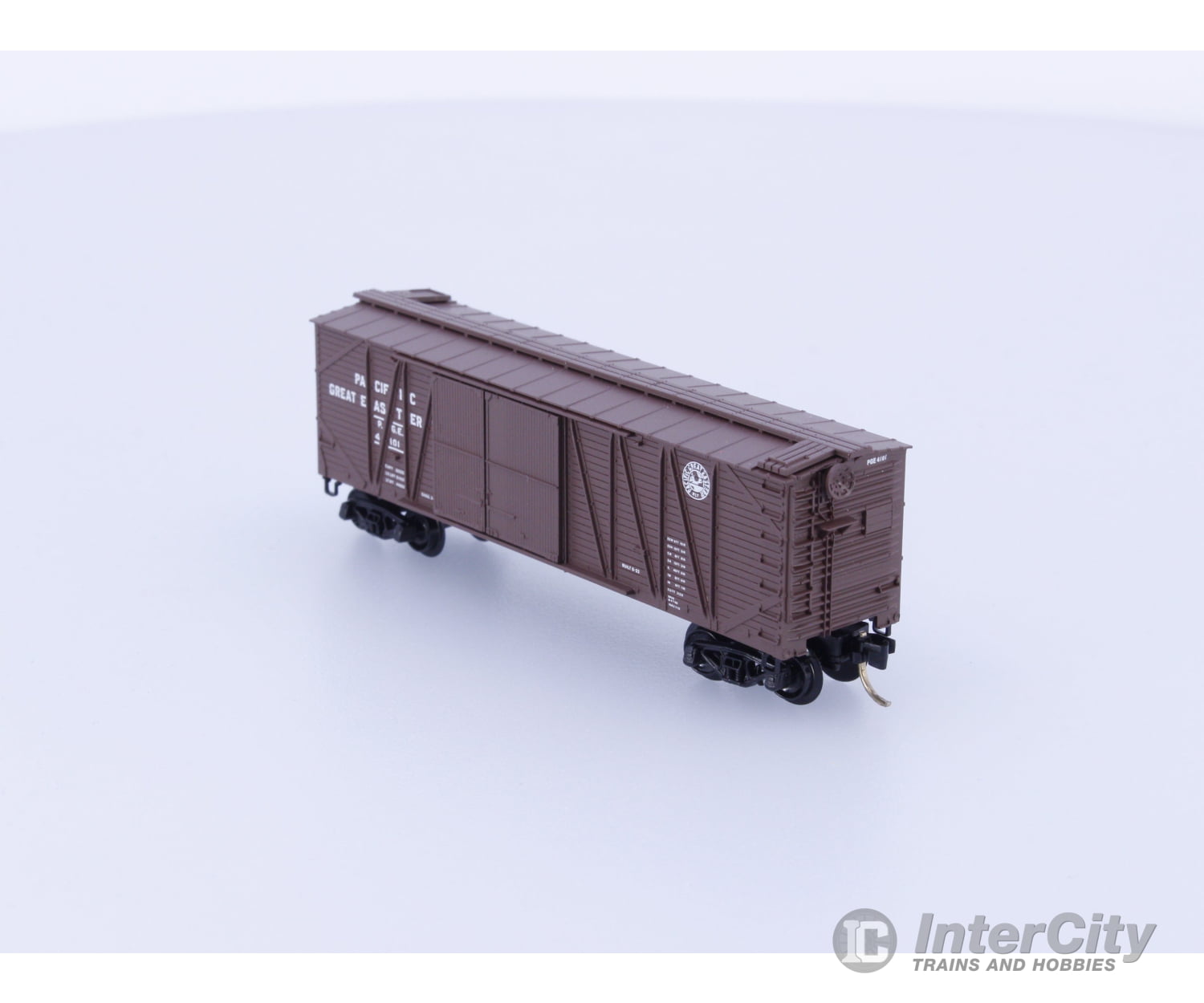 Micro Trains 29080 N Boxcar 40’ Wood Sheathed Outside Braced Pacific Great Eastern (PGE) 4101 Freight Cars