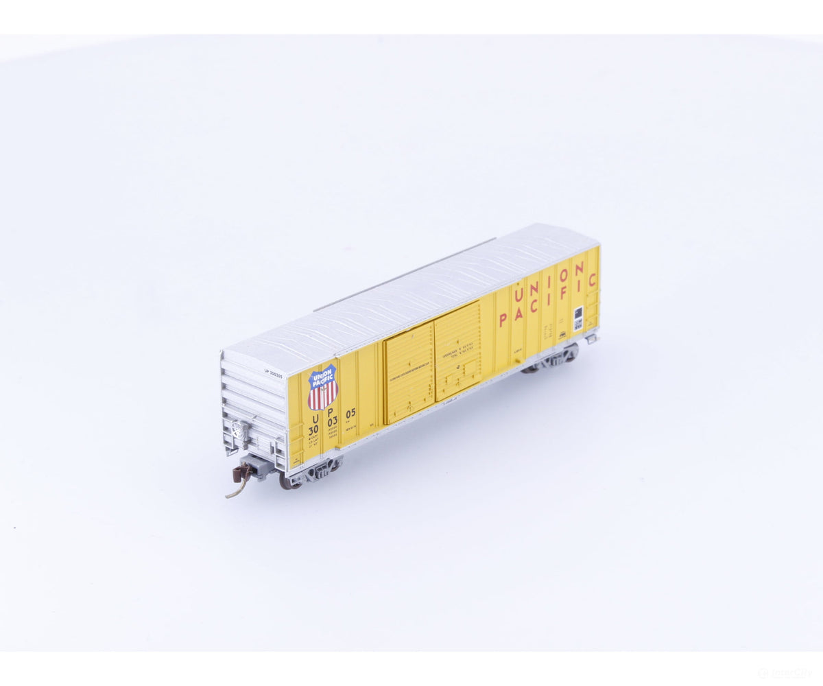 Micro Trains 30180 N 50’ Double Door Boxcar #2 Union Pacific (UP) 300305 - Freight Cars