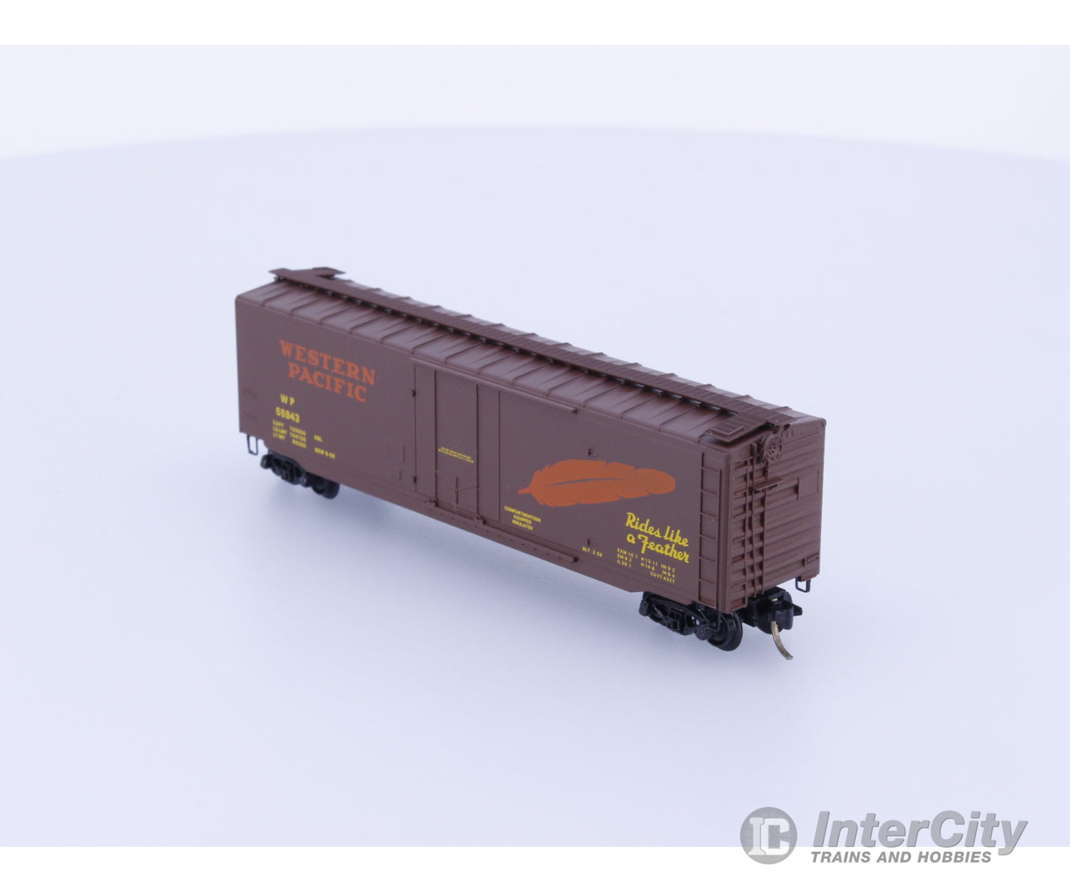 Micro Trains 32180 N 50’ Standard Box Car Plug Doors Western Pacific (WP) 55943 Freight Cars