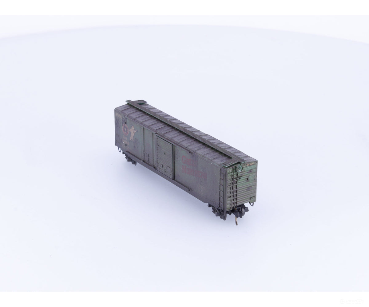 Micro Trains 33120 N 50’ Standard Box Car Plug and Sliding Door Weathered Great Northern (GN) 36263 - Freight Cars