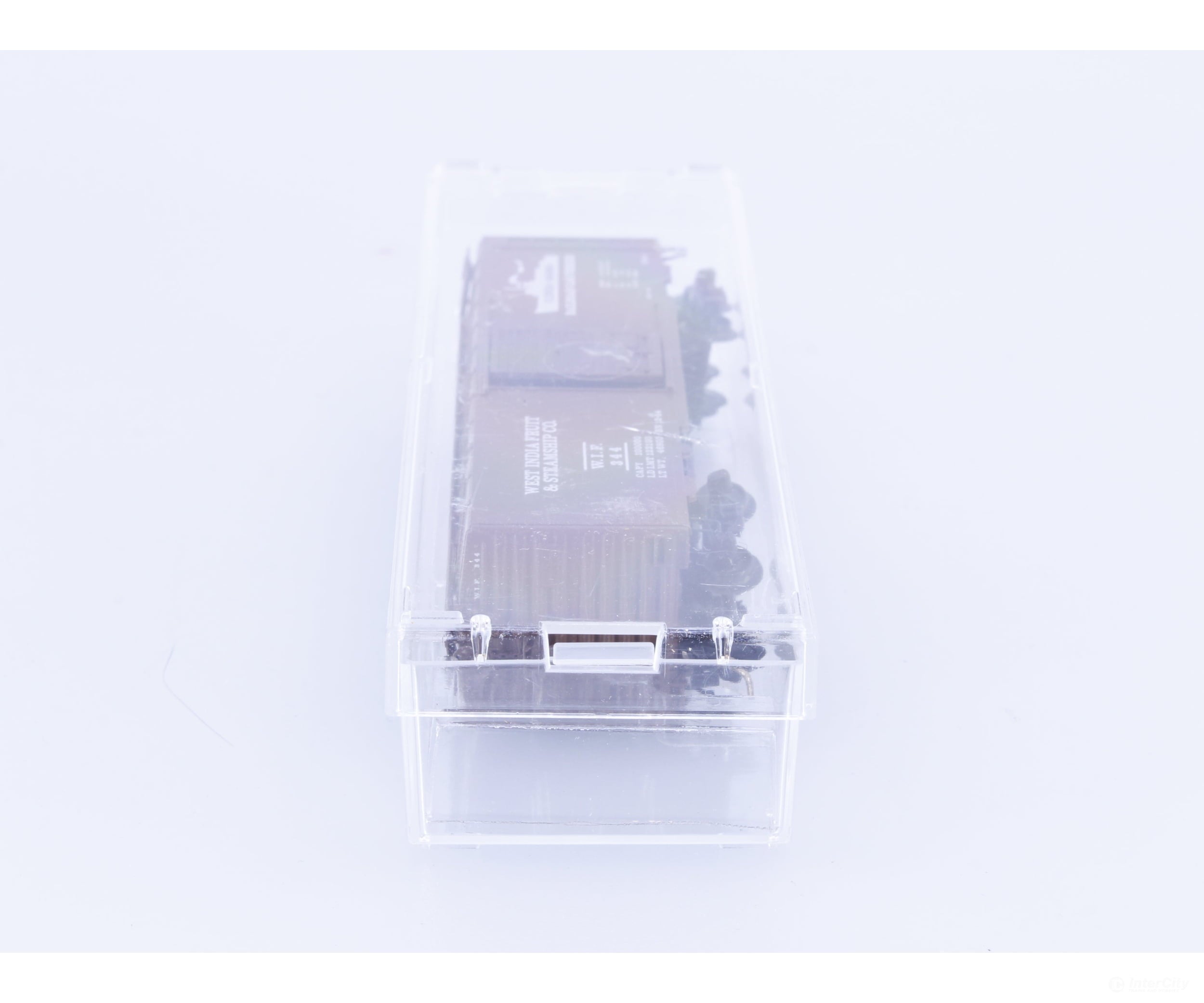 Micro Trains 344 N 40’ Single Door Boxcar West India Fruit and Steamship Co (WIF) 344 Freight Cars