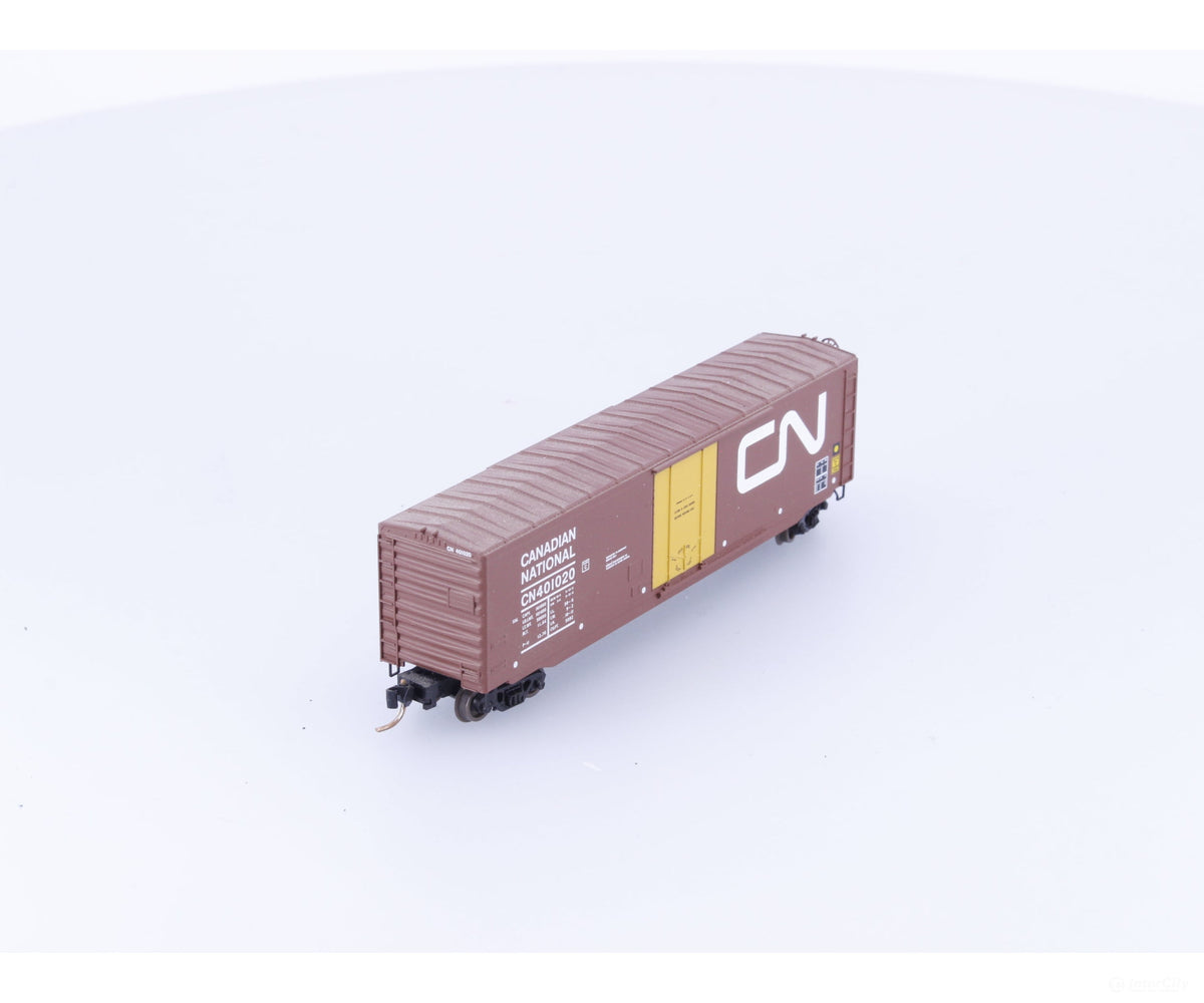 Micro Trains 38310 N 50’ Plug Door Box Car w/o roofwalk #1 Canadian National (CN) 401020 - Freight Cars