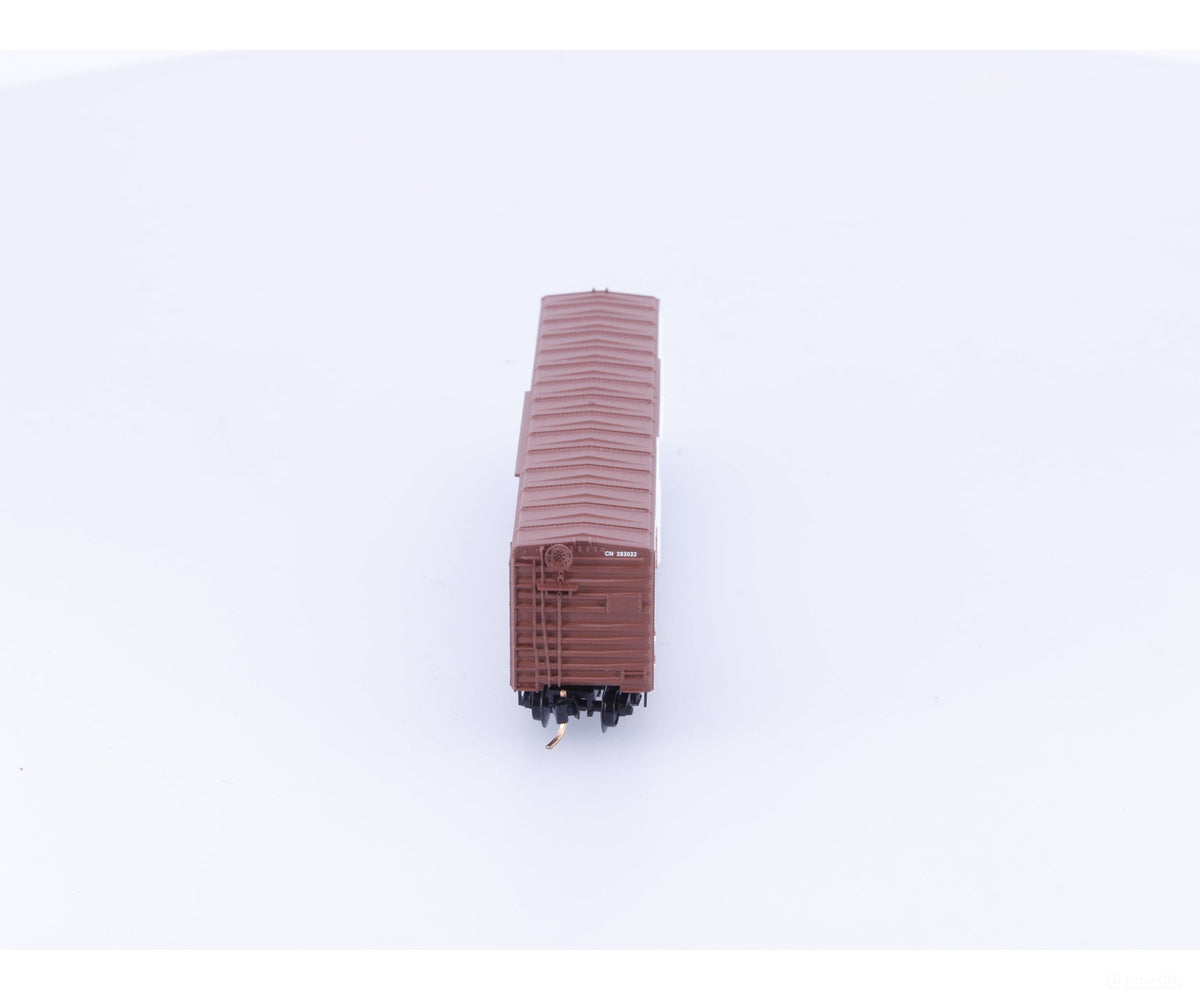 Micro Trains 38340 N 50’ Plug Door Box Car w/o roofwalk Canadian National (CN) 283032 - Freight Cars