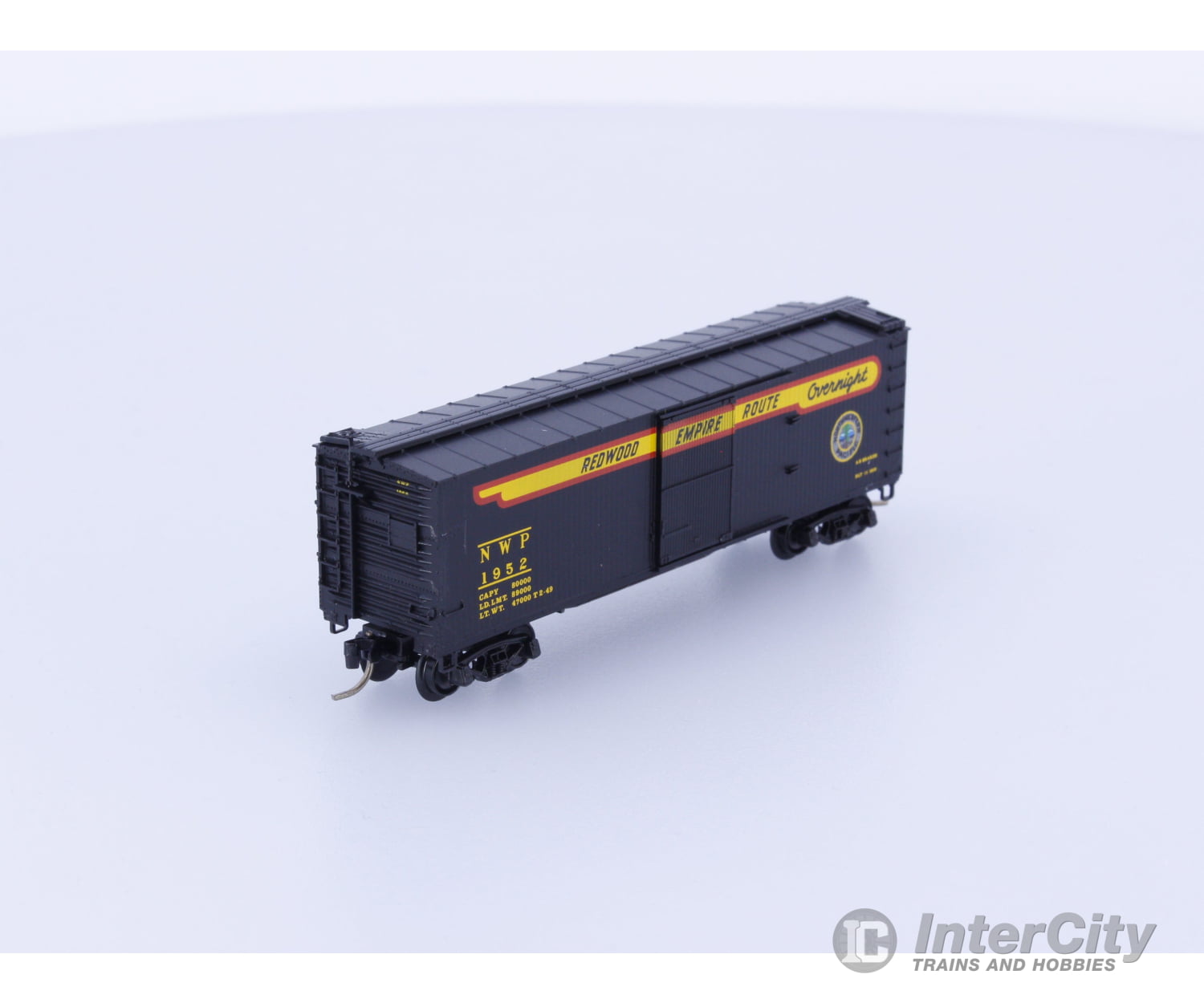 Micro Trains 39100 N Boxcar 40’ Double Wood Sheathed Northwestern Pacific NWP 1952 Freight Cars