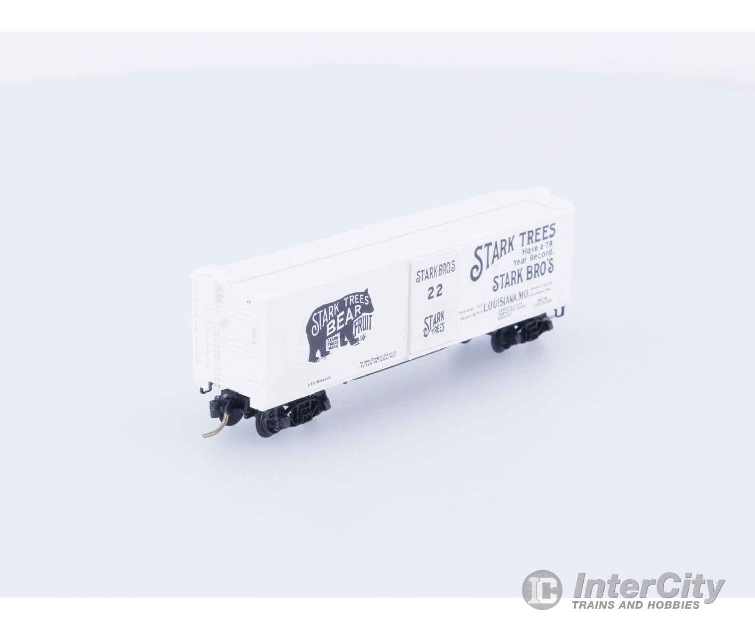 Micro Trains 42010 N Boxcar 40’ Double Wood Sheathed Stark Trees STARK 22 Freight Cars