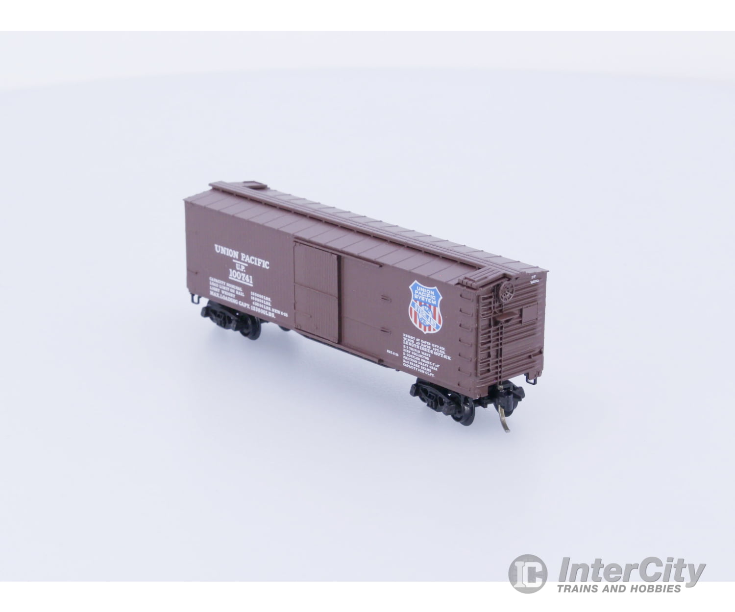 Micro Trains 42070 N Boxcar 40’ Double Wood Sheathed Union Pacific (UP) 100741 Freight Cars