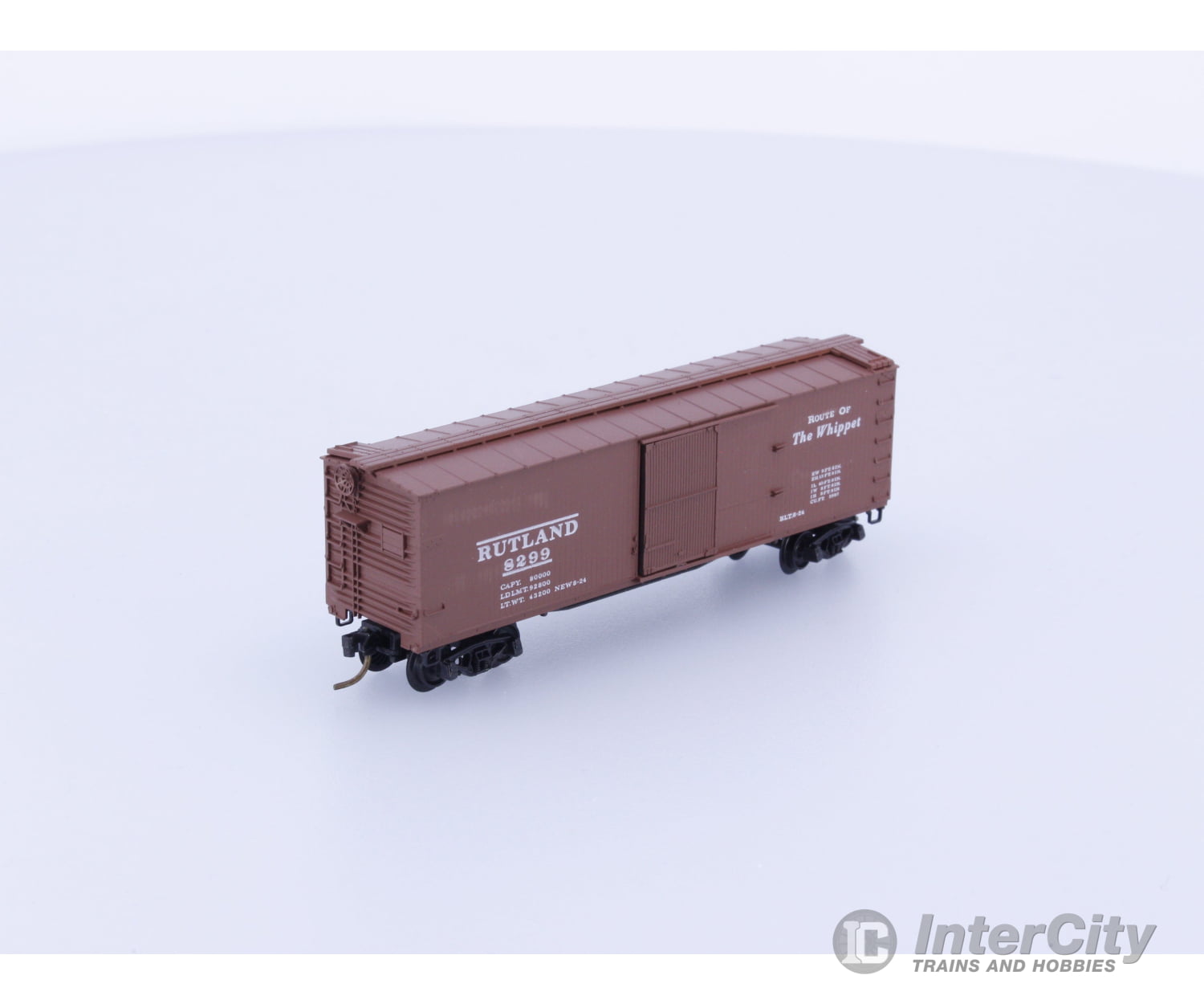 Micro Trains 42560 N 40’ Double-Sheathed Box Car Single Door Rutland Line (RL) 8299 Freight Cars