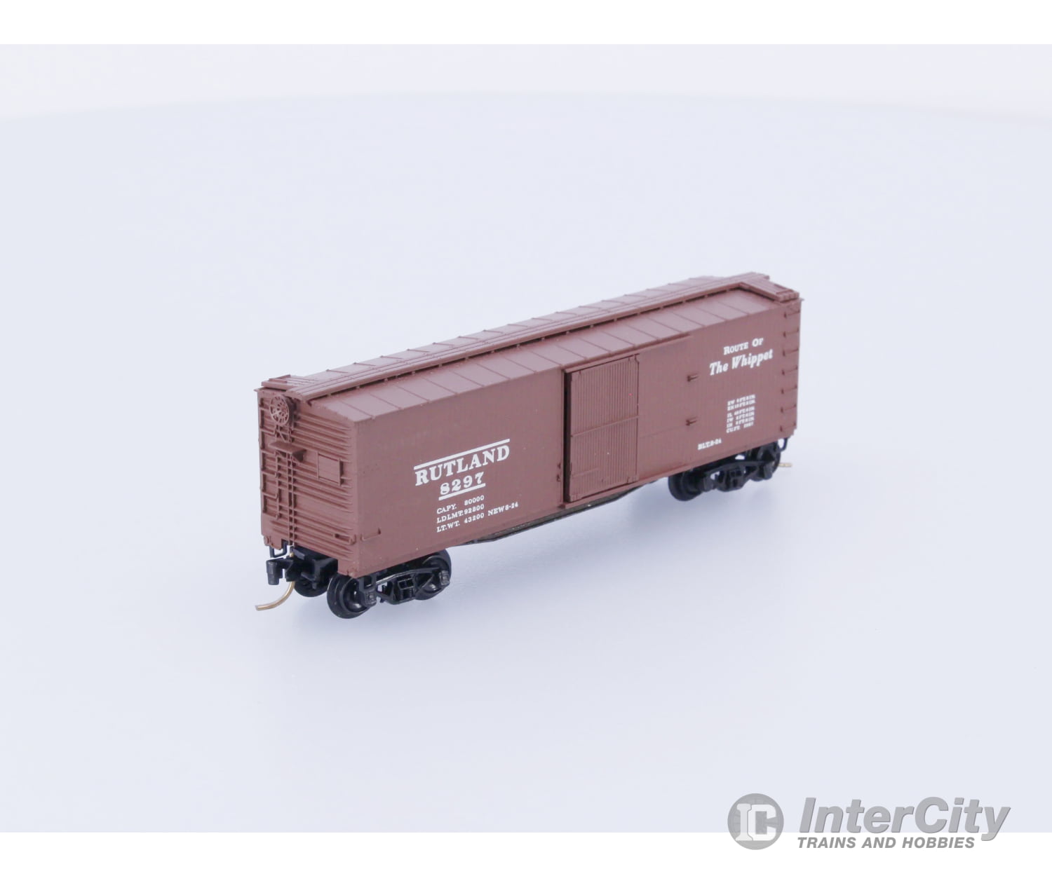 Micro Trains 42560 N Boxcar 40’ Double Wood Sheathed Rutland Rutland Line (RL) 8297 Freight Cars