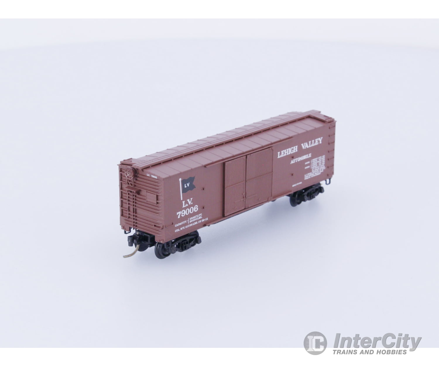 Micro Trains 43050 N 40’ Double-Sheathed Wood Box Car Lehigh Valley (LV) 79006 Freight Cars