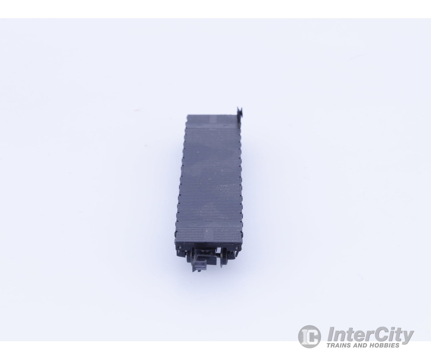 Micro Trains 44021 N 50’ Straight Side Flatcar with Side Mount Brake Wheel Northern Pacific (NP) 61200 Freight Cars