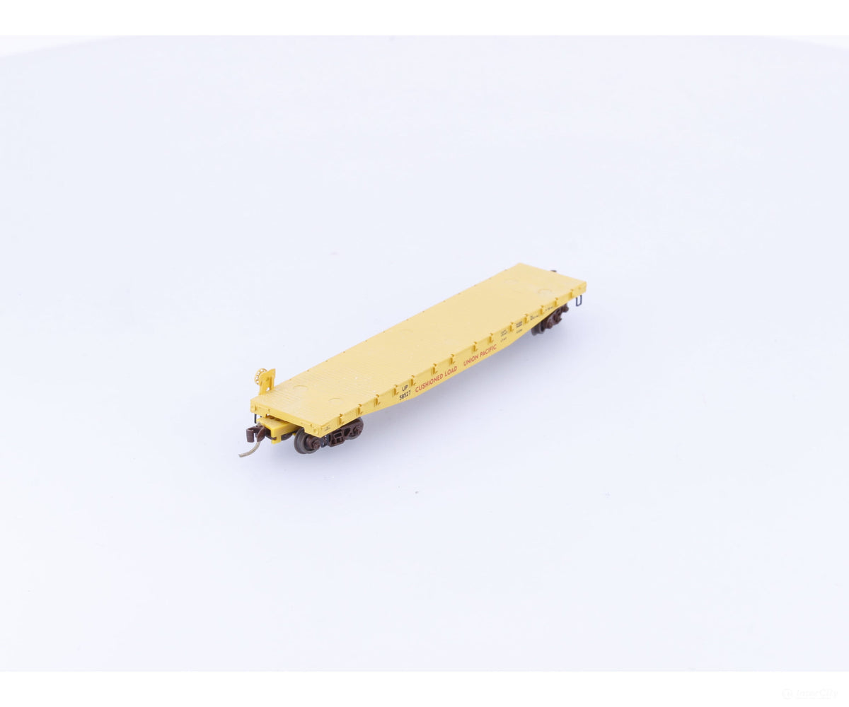 Micro Trains 45070 N 50’ Fishbelly Side Flatcar Union Pacific (UP) 58527 - Freight Cars