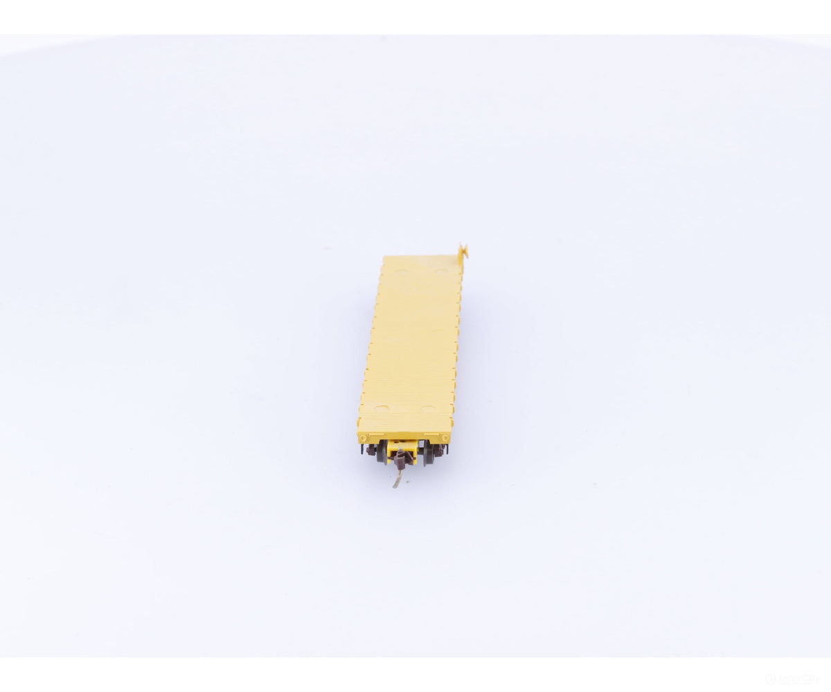 Micro Trains 45070 N 50’ Fishbelly Side Flatcar Union Pacific (UP) 58527 - Freight Cars
