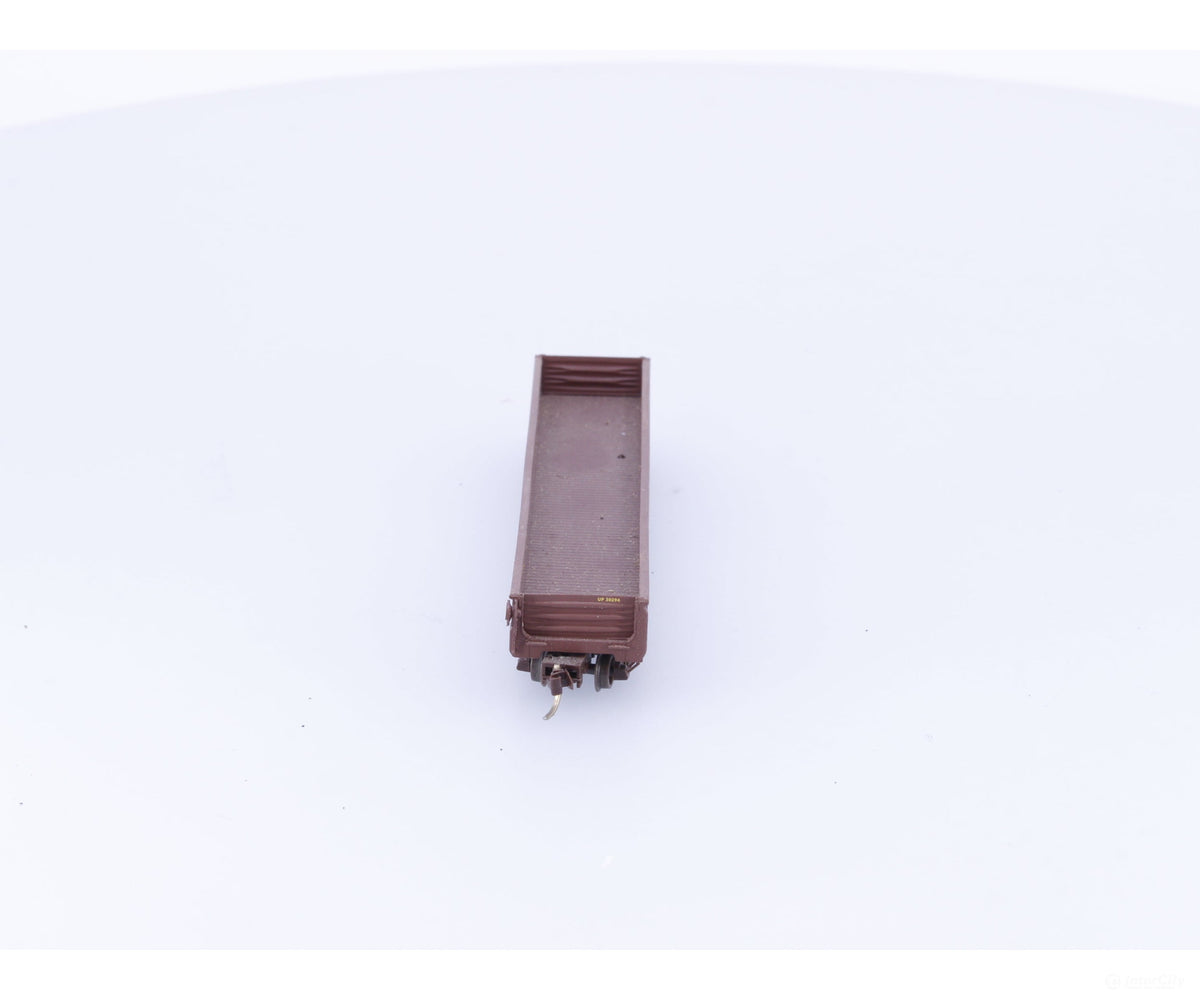 Micro Trains 46350 N 50’ Fishbelly Side Gondola w/ Drop Ends #1 Union Pacific (UP) 30294 - Freight Cars