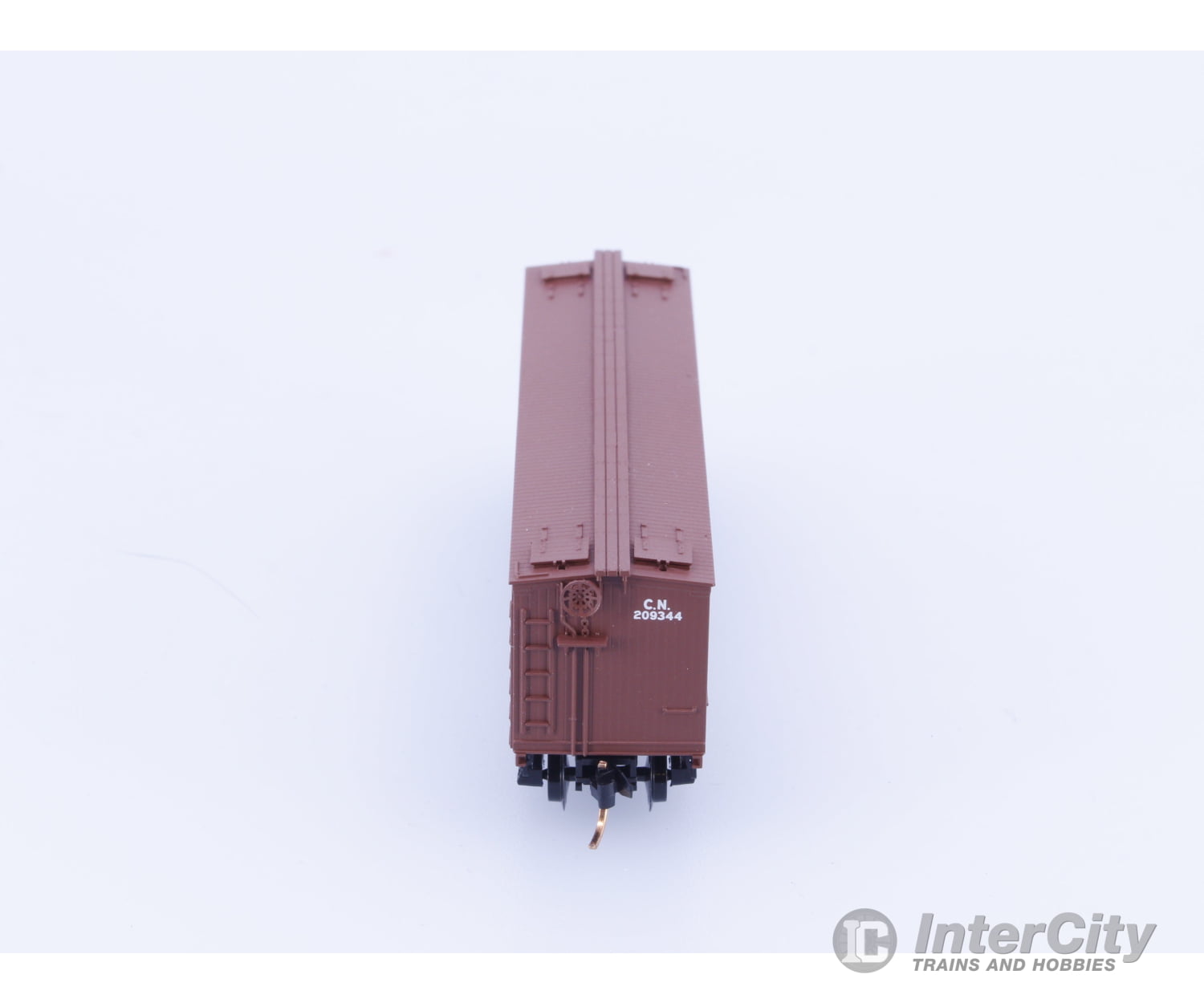 Micro Trains 47200 N 40’ Double Sheathed Wood Reefer Canadian National (CN) 209344 Freight Cars