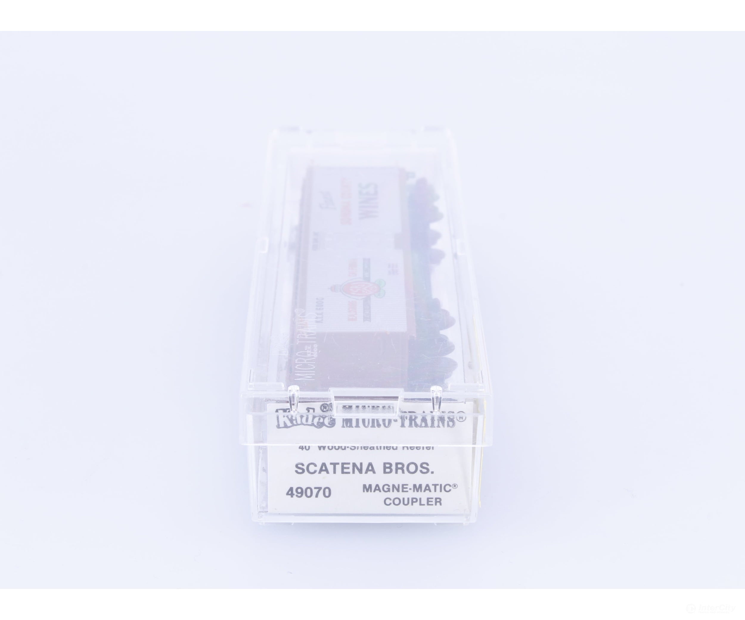 Micro Trains 49070 N 40’ Wood Ice Reefer Scatena Brothers Wine (KTX) 6000 Freight Cars