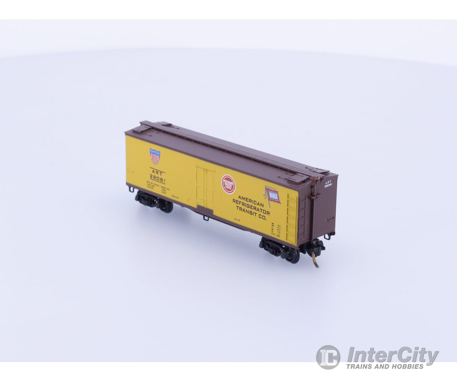 Micro Trains 49290 N 40’ Double Wood-Sheathed Reefer Union Pacific (UP) 29081 Freight Cars