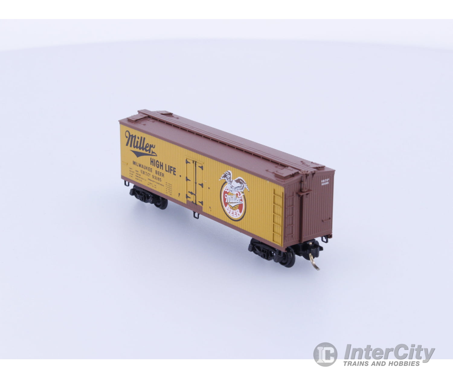 Micro Trains 49410 N Reefer Ice 40’ Wood Miller Brewing URTC 93185 Freight Cars