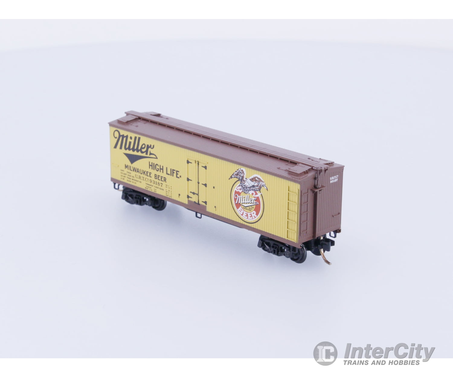 Micro Trains 49410 N Reefer Ice 40’ Wood Miller Brewing URTC 93187 Freight Cars