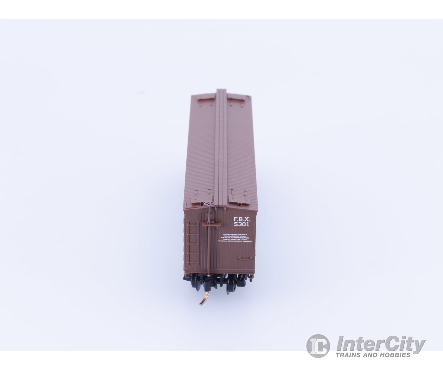 Micro Trains 49450 N 40’ Double Sheathed Wood Reefer Robin Hood Fontenelle Brewing Company (FBX) 5301 Freight Cars