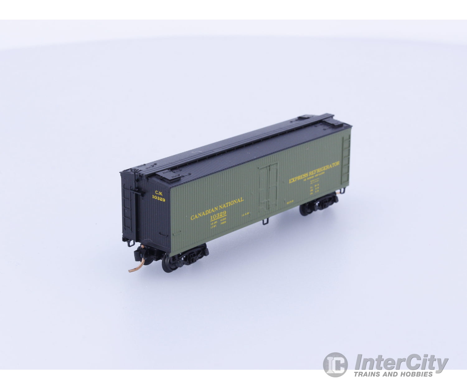 Micro Trains 49570 N Reefer Ice 40’ Wood Canadian National (CN) 10329 Freight Cars