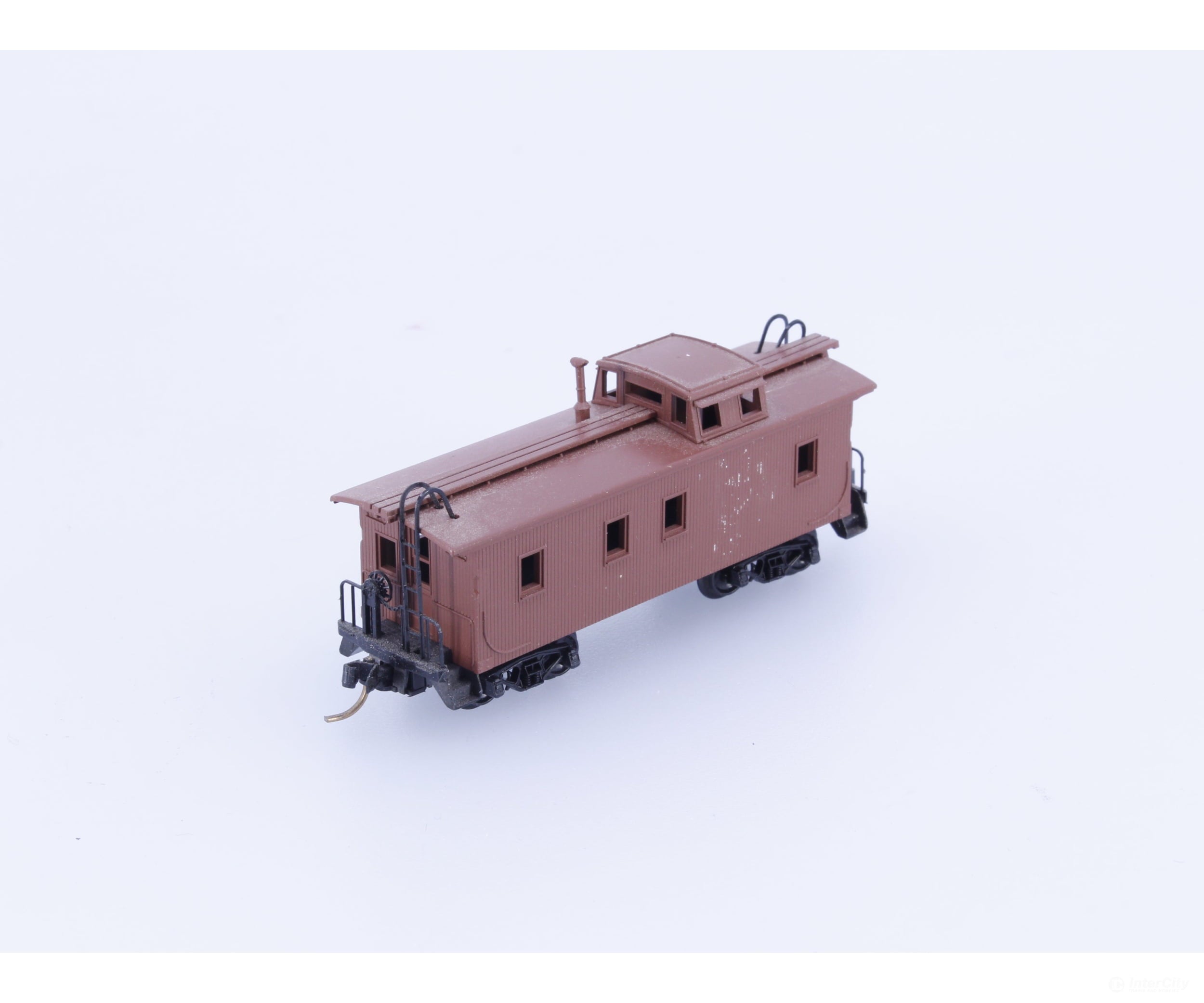 Micro Trains 50000 N 34’ Wood Sheathed Caboose Undecorated (#2) Freight Cars