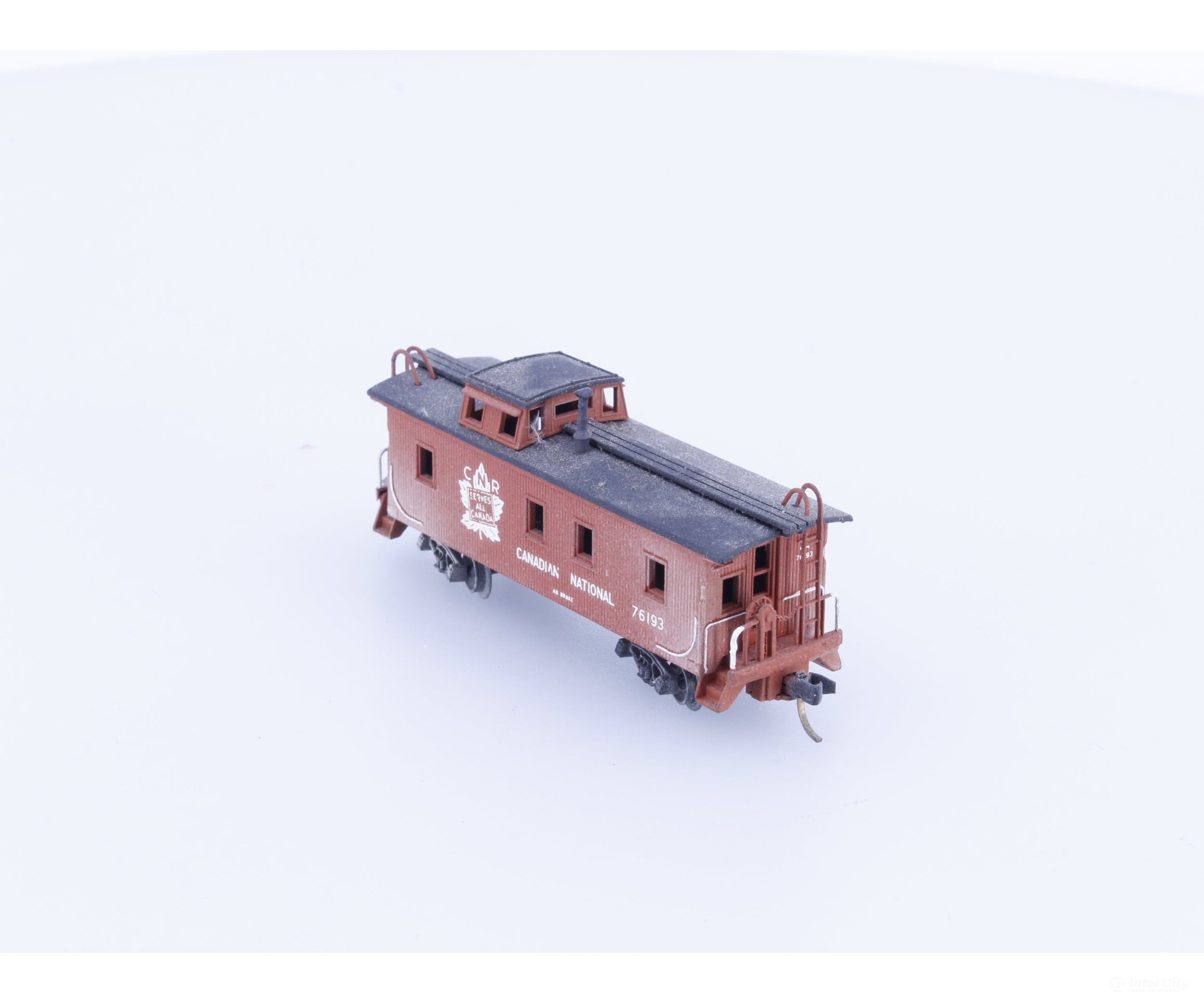Micro Trains 50051 N Weathered 34’ Wood Sheathed Caboose Canadian National (CN) 76193 Freight Cars