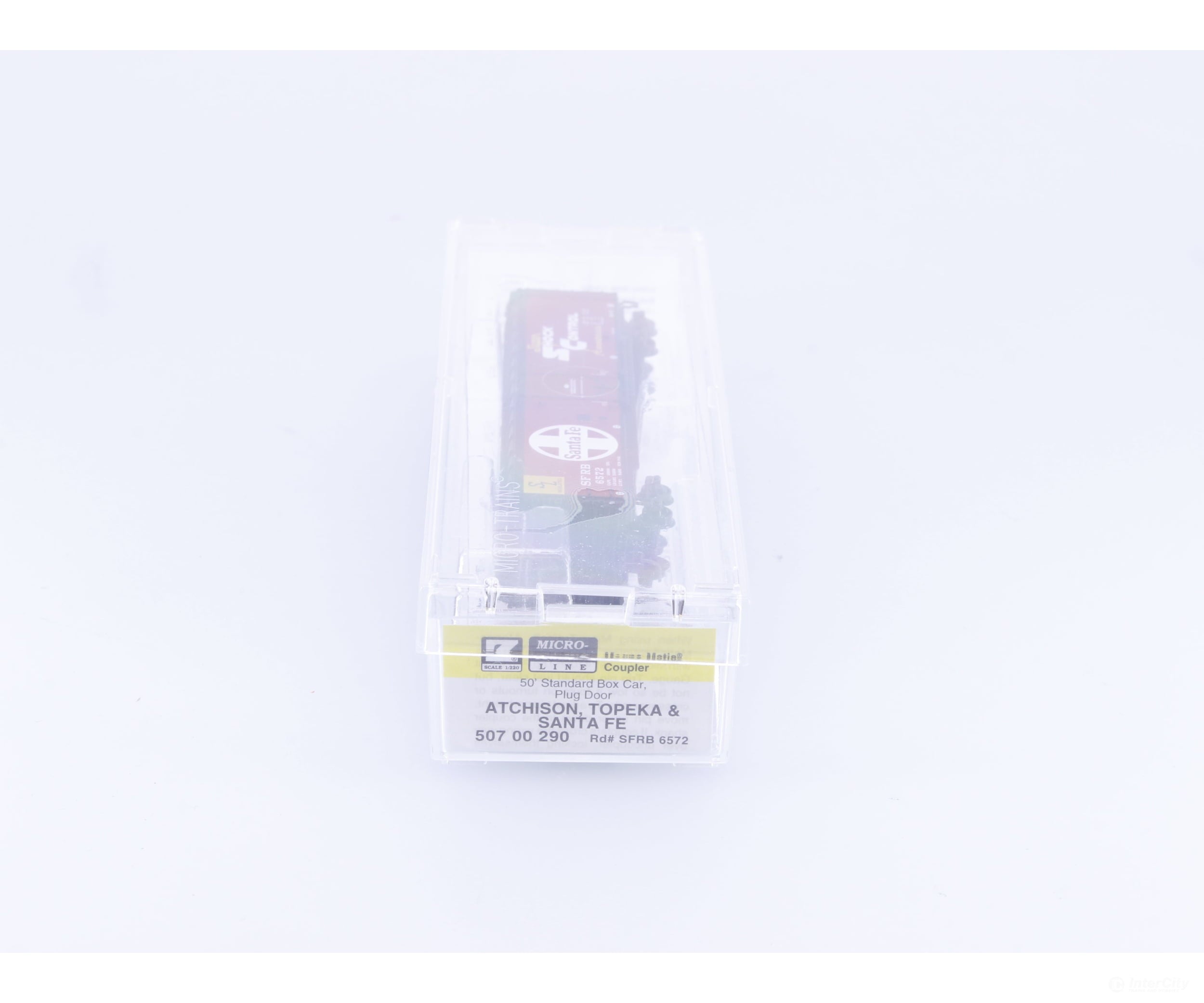 Micro Trains 50700290 Z 50’ Standard Box Car Plug Door (SFRB) Atchison Topeka and Santa Fe (ATSF) 6572 - Freight Cars