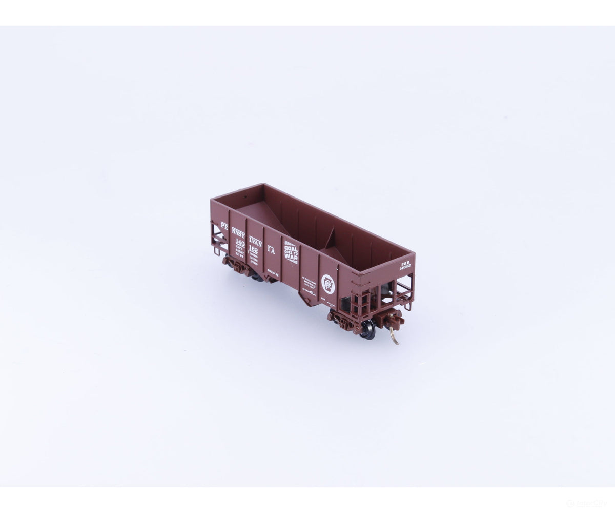 Micro Trains 56270 N 2-Bay 33’ Hopper Coal Goes to War Pennsylvania Railroad (PRR) 140162 - Freight Cars