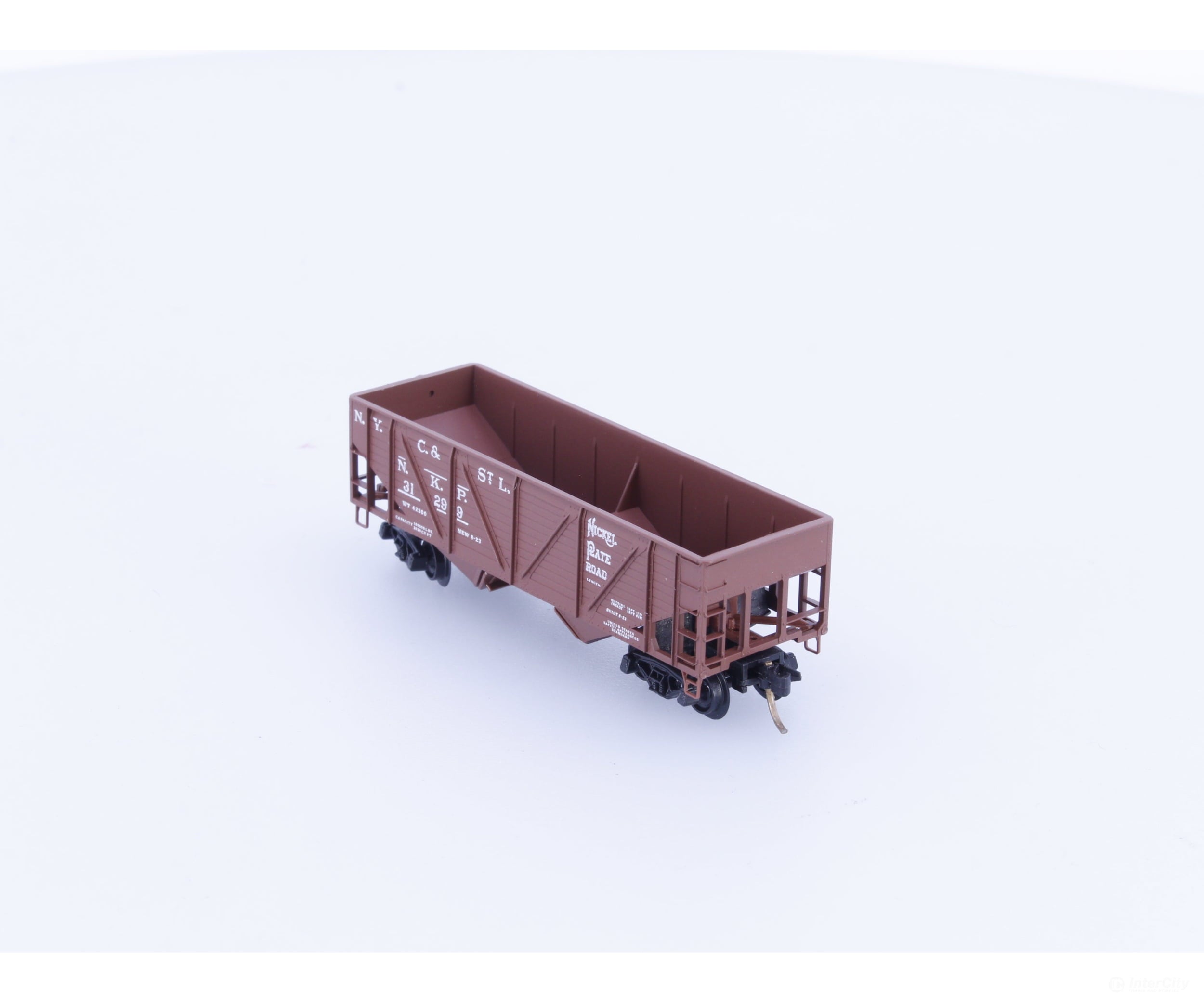 Micro Trains 57050 N 33’ 2 Bay Composite Side Hopper Nickel Plate Road (NKP) 31299 Freight Cars