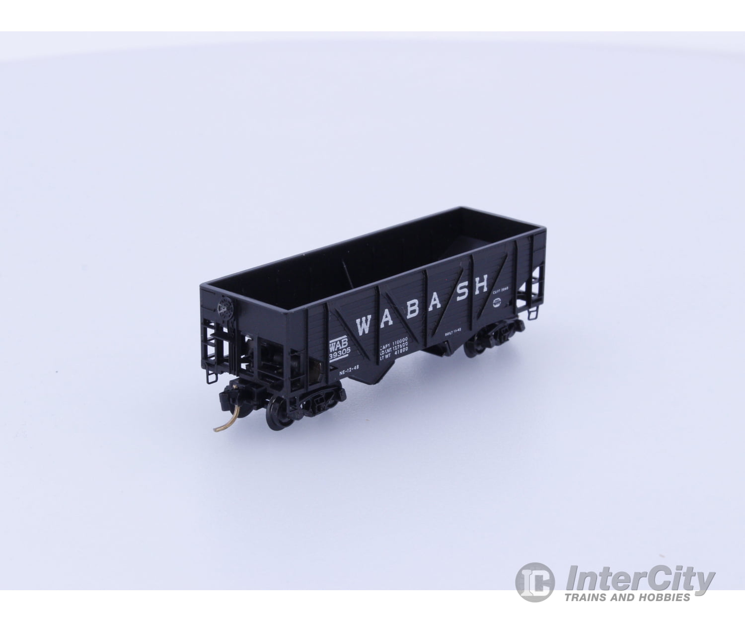 Micro Trains 57060 N Open Hopper 2-Bay Composite Wabash WAB Wabash Railroad (WAB) 39305 Freight Cars