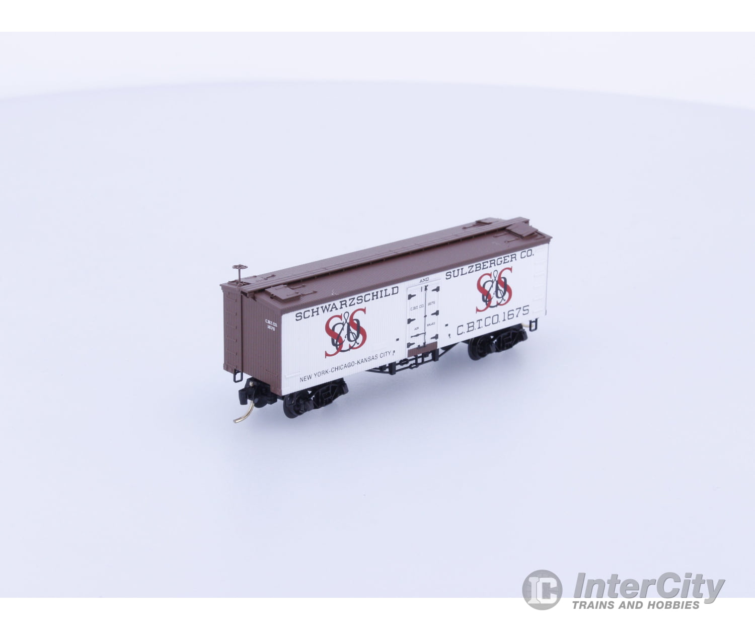 Micro Trains 58020 N 36’ Wood Sheathed Ice Reefer Schwarzchild and Sulzberger 1675 Freight Cars