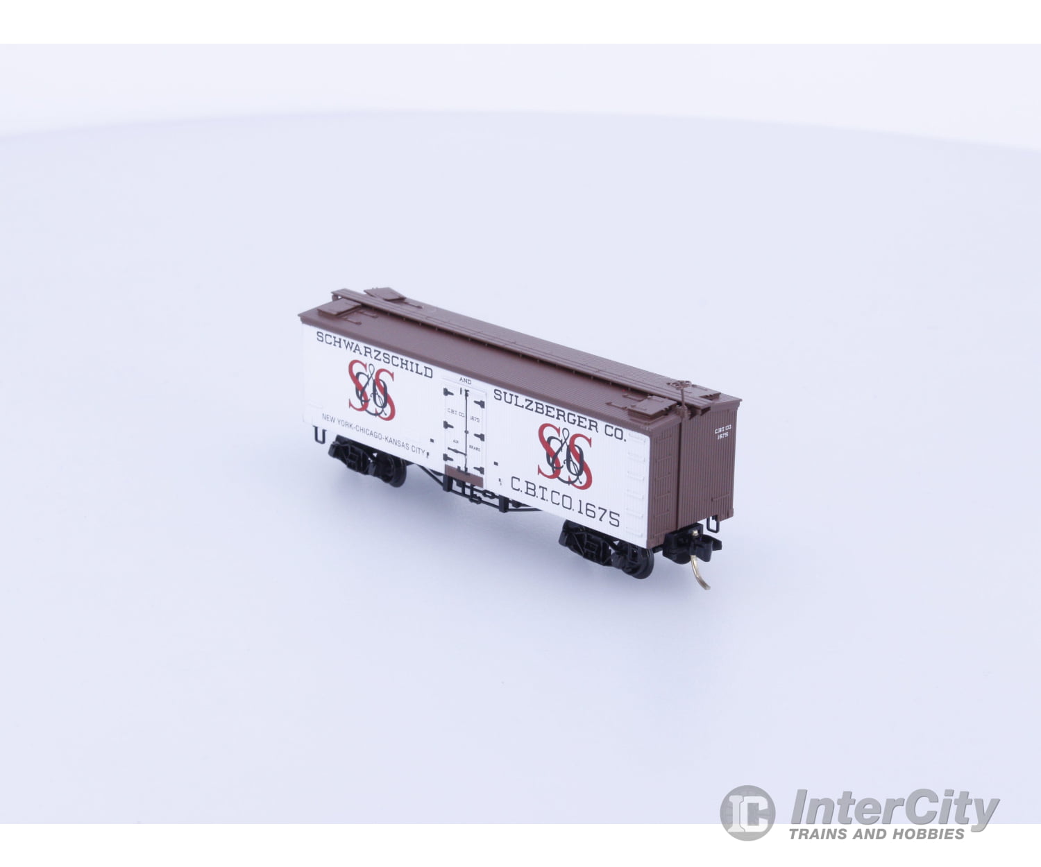 Micro Trains 58020 N 36’ Wood Sheathed Ice Reefer Schwarzchild and Sulzberger 1675 Freight Cars