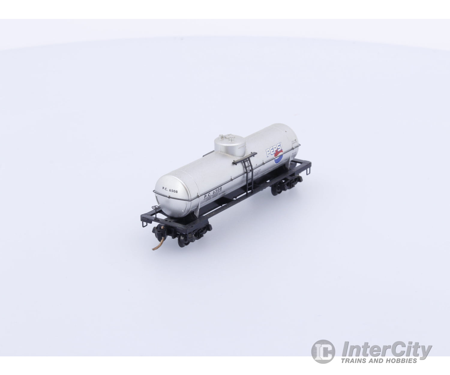 Micro Trains 65450 N Tank Car Single Dome 39’ Pepsi PC 6503 Freight Cars