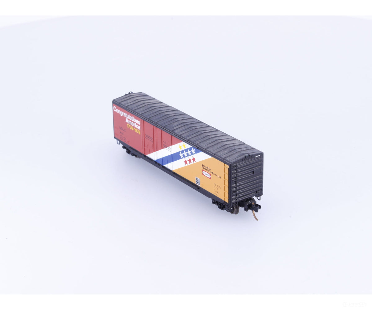 Micro Trains 75050 N 50’ Double Plug Door Boxcar Congradulations America 1776-1976 CANFOR (USLX) 476 - Freight Cars