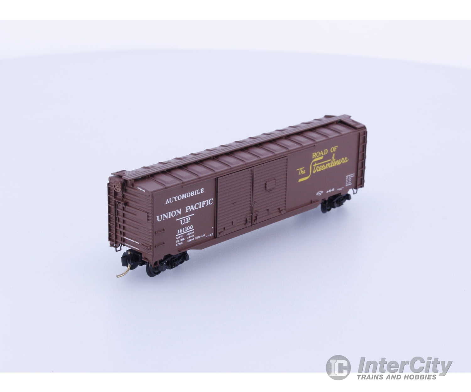 Micro Trains 78030 N 50’ Auto Box Car Double Side Doors & End Door Union Pacific (UP) 161100 Freight Cars