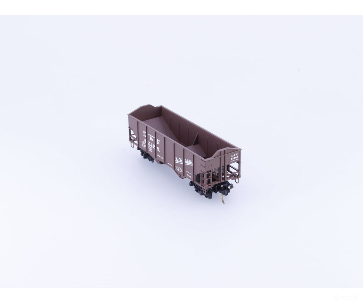 Micro Trains 89010 N 2-Bay 33’ Open Hopper Arch End Louisville & Nashville (L&N) 82200 - Freight Cars