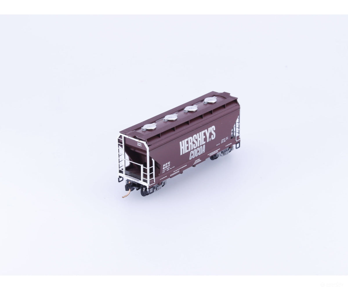 Micro Trains 92150 N 2-Bay ACF Covered Hopper Hershey’s Cocoa (HFC) 6011 - Freight Cars