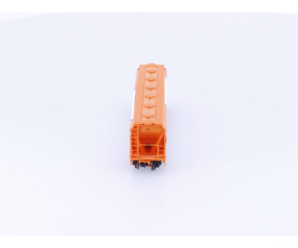 Micro Trains 93040 N 3 Bay Centerflow Hopper Car Sclair (NCLX) 46512 (#1) - Freight Cars