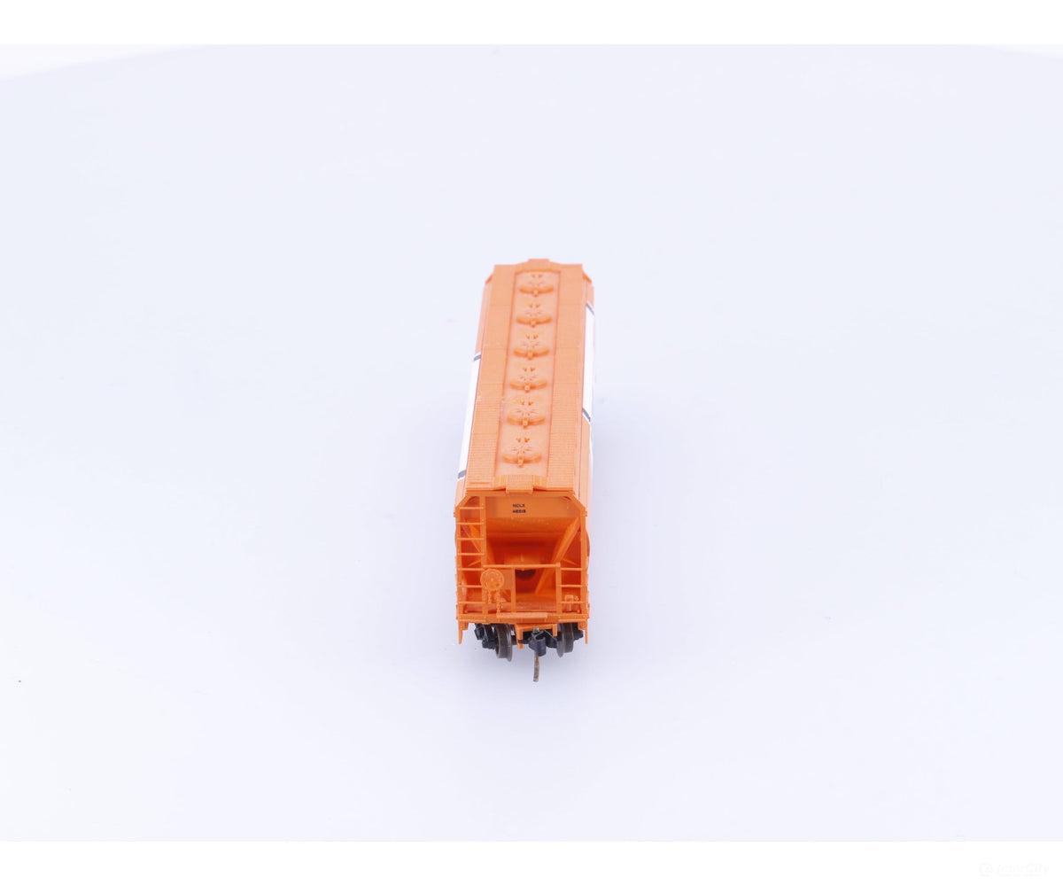 Micro Trains 93040 N 3 Bay Centerflow Hopper Car Sclair (NCLX) 46518 (#1) - Freight Cars