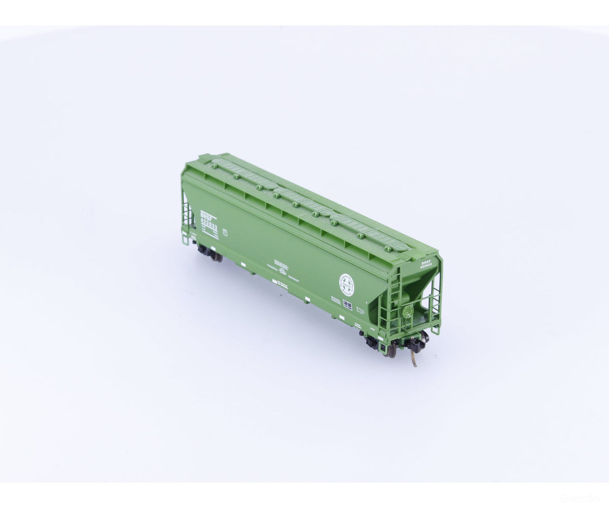 Micro Trains 94110 N 3 Bay ACF Covered Hopper Burlington Northern Santa Fe (BNSF) 422033 - Freight Cars