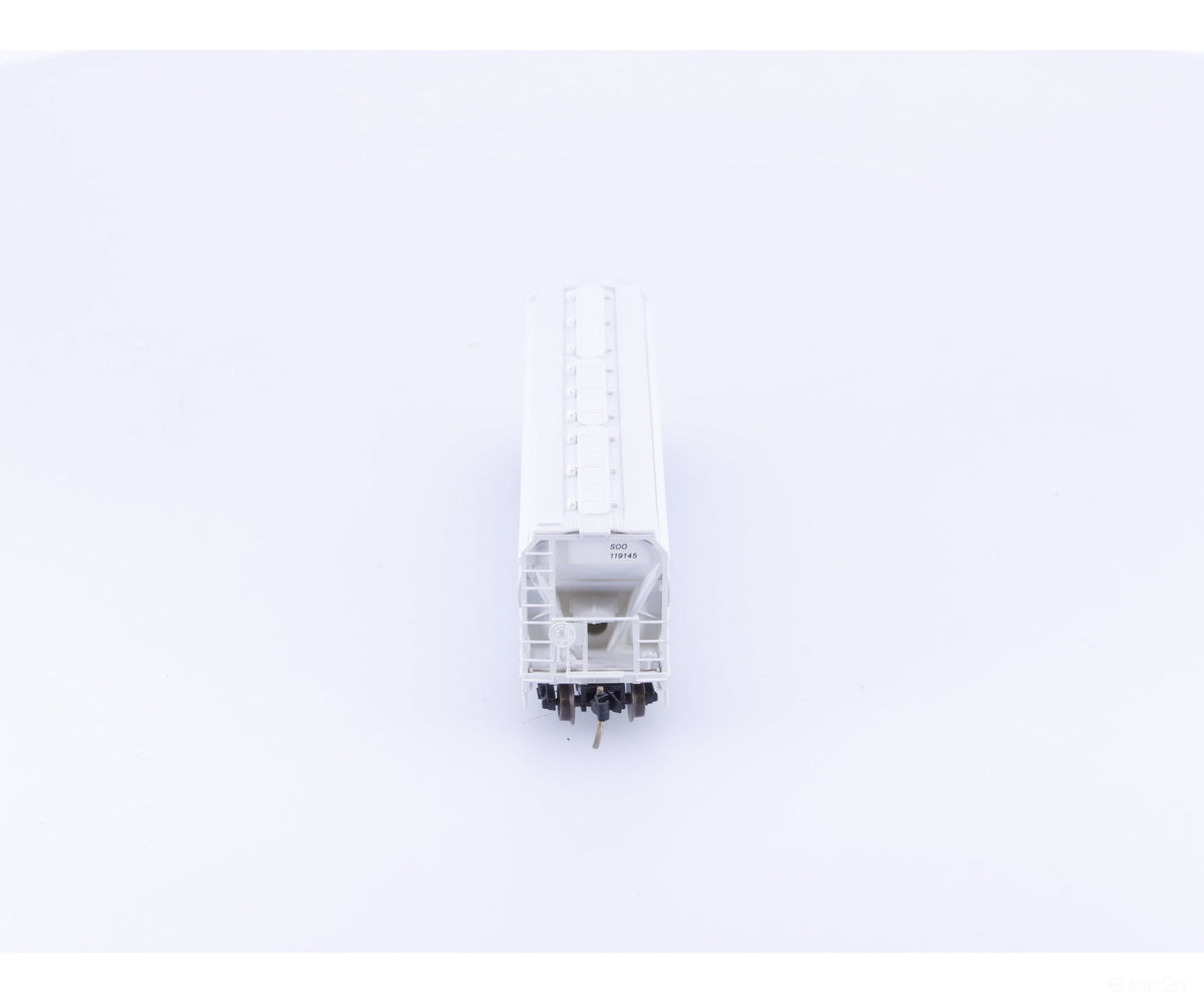 Micro Trains 94140 N 3 Bay ACF Covered Hopper (SOO) #4 Canadian Pacific (CP) 119145 - Freight Cars