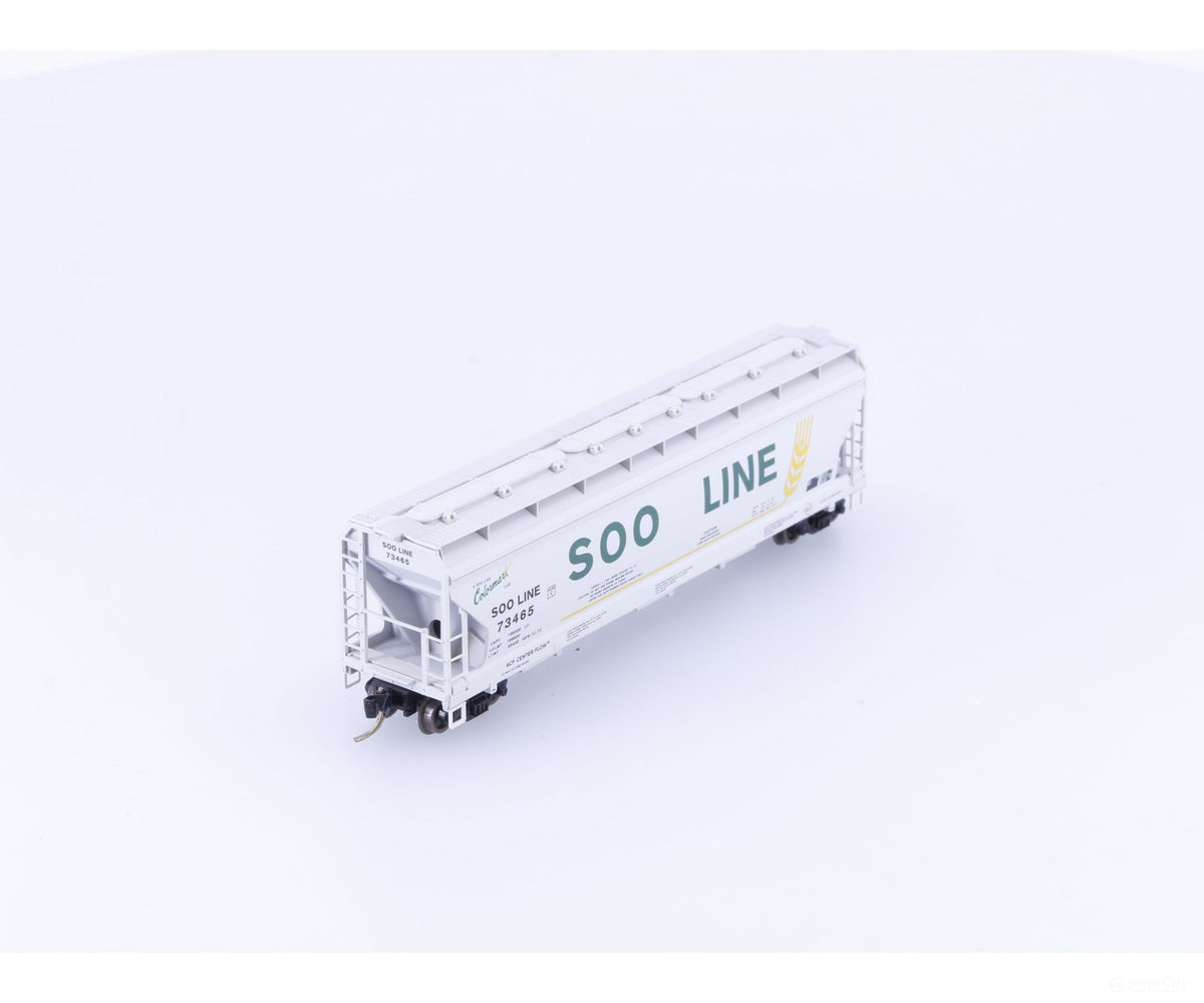 Micro Trains 94150 N 3 Bay ACF Covered Hopper Soo Line (SOO) 73465 - Freight Cars