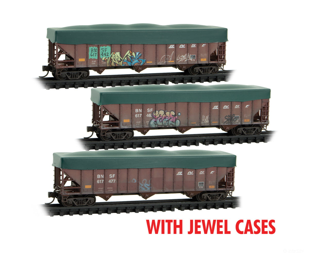 Micro Trains Line N 98302252 100-Ton 3-Bay Ribside Open Hopper W/Tarp 3-Pack - Ready To Run Bnsf