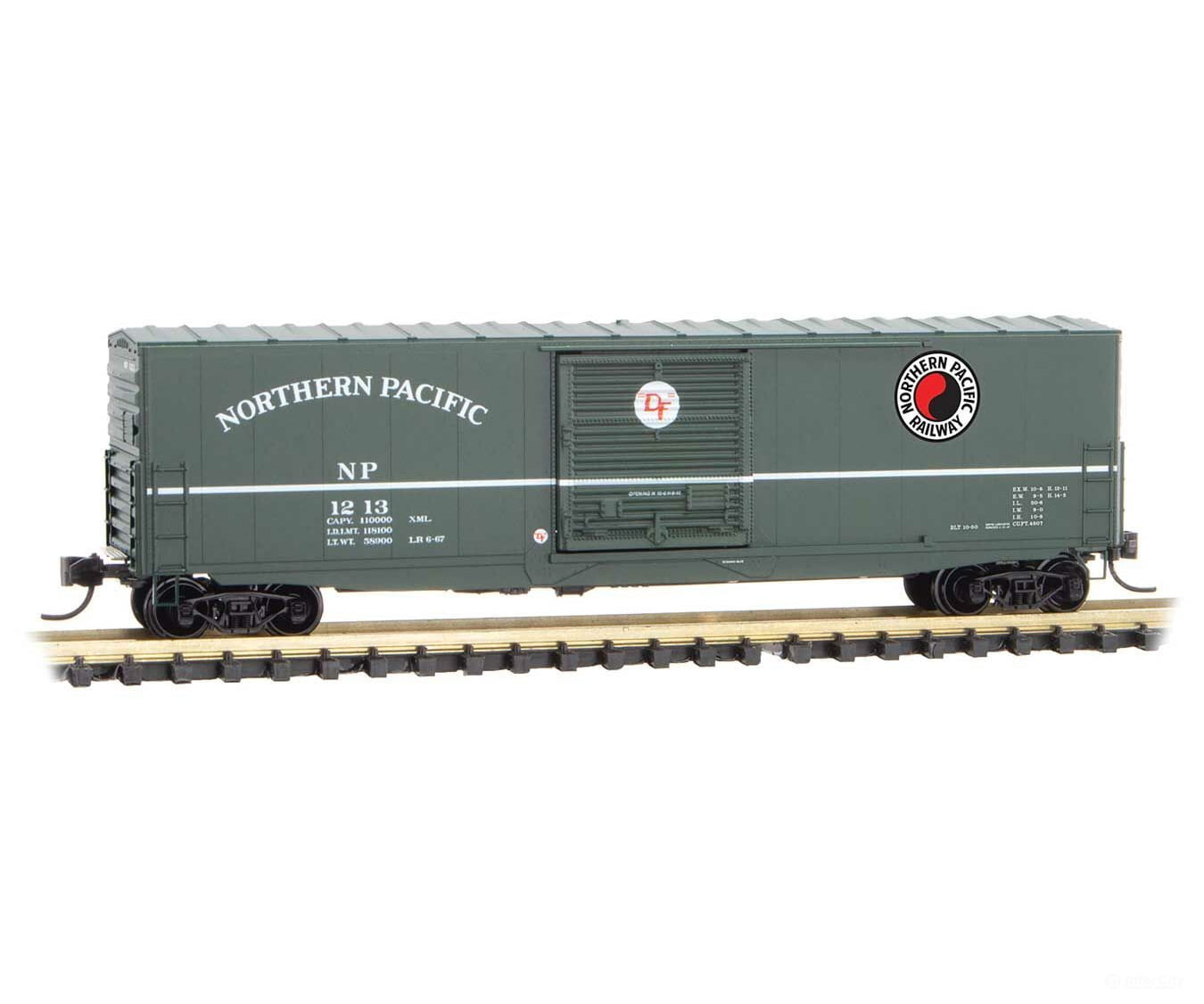 Micro Trains N 18000180 50 Boxcar With 10 Door No Roofwalk Short Ladders - Ready To Run -- Northern
