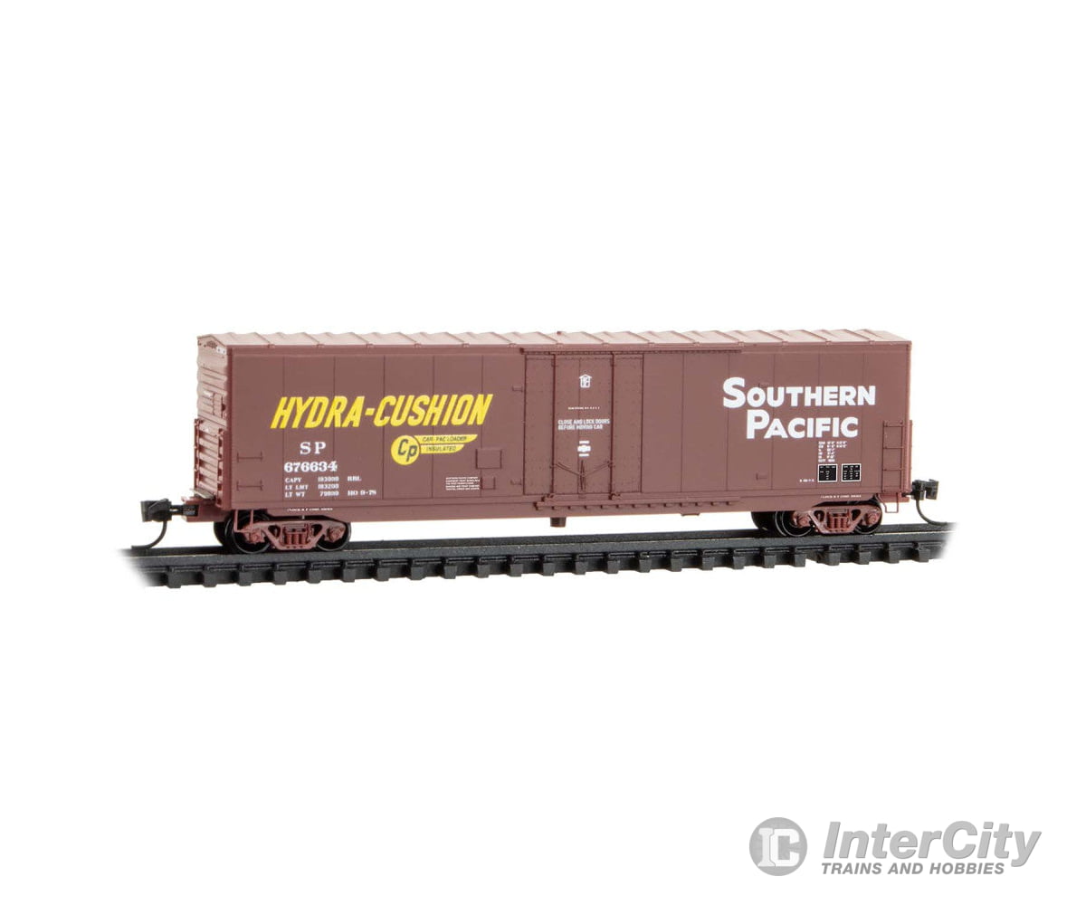 Micro Trains N 18100380 50’ Boxcar with 8’ Plug Door No Roofwalk Short Ladders - Southern Pacific #676634 (Boxcar Red