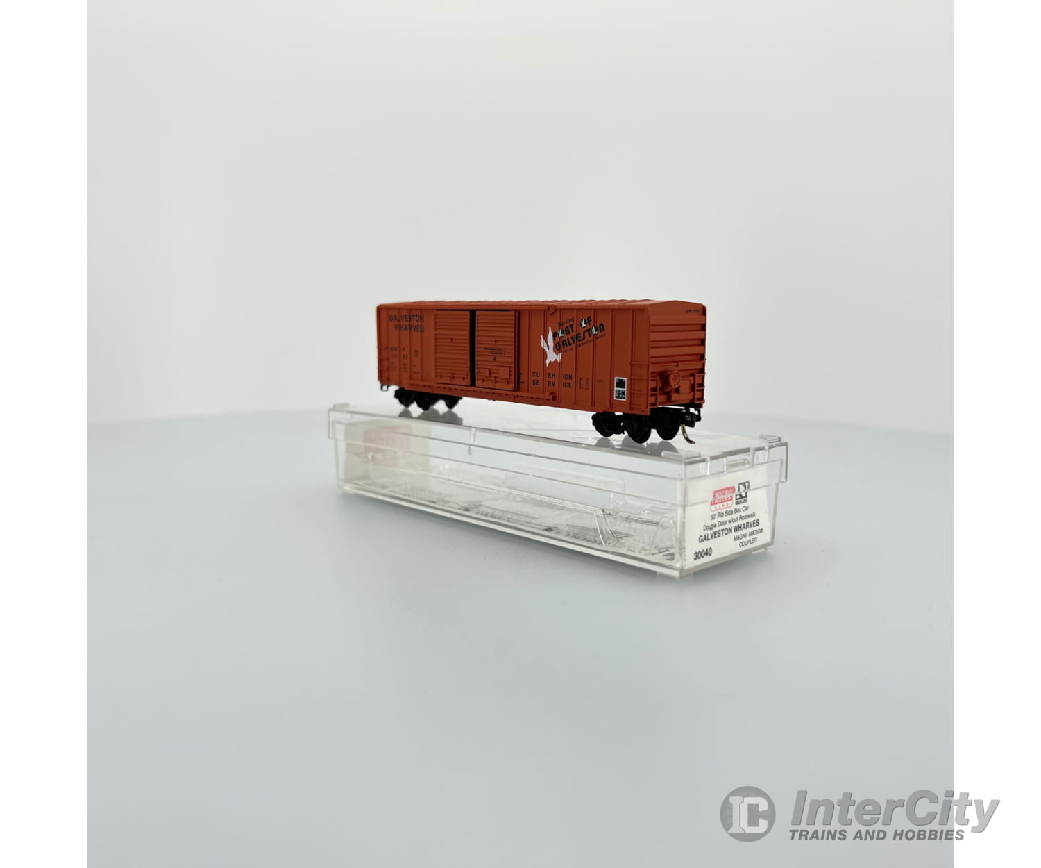 Micro-Trains N 30040 50 Rib Side Box Car Double Door W/Out Roofwalk Galveston Wharves Freight Cars